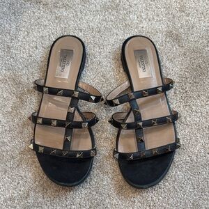 Valentino Authentic rockstud Garavani Black Studded Sandals